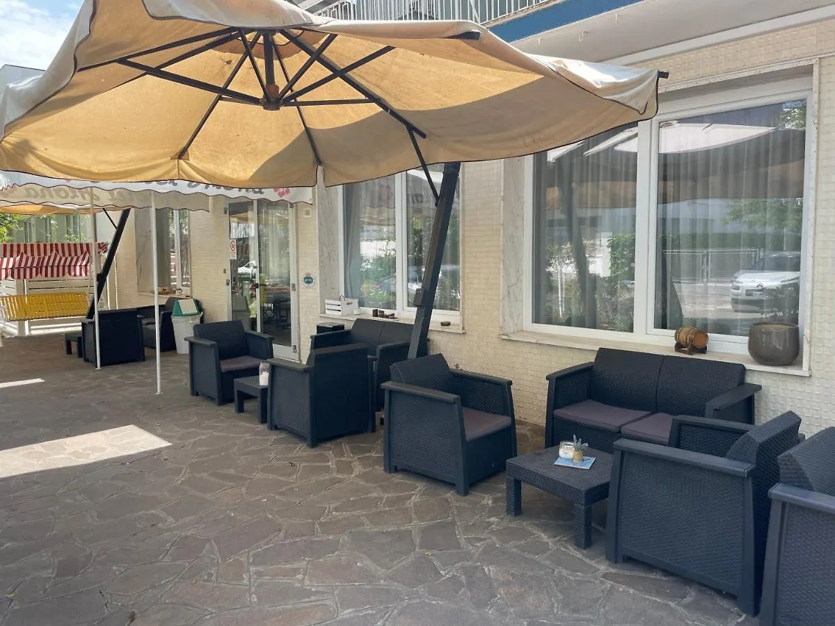 **  Hotel Aloha Cesenatico Italy